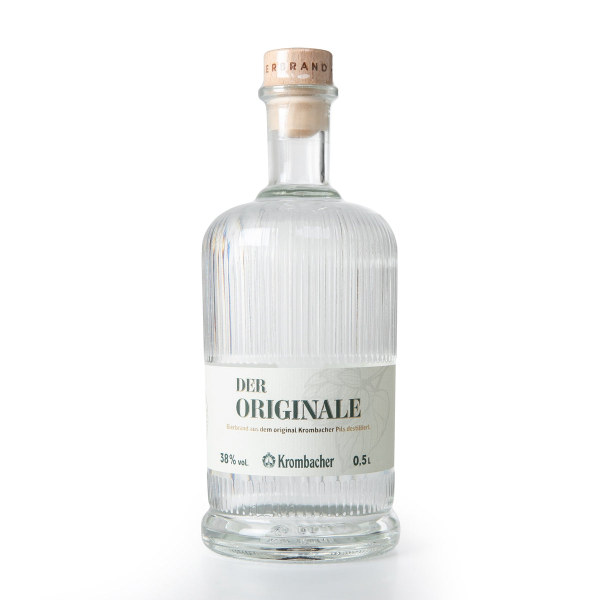 Glasflasche mit Korkverschluss, beschriftet mit 'DER ORIGINALE', 38 % vol., 0,5 l, Krombacher Bierbrand.