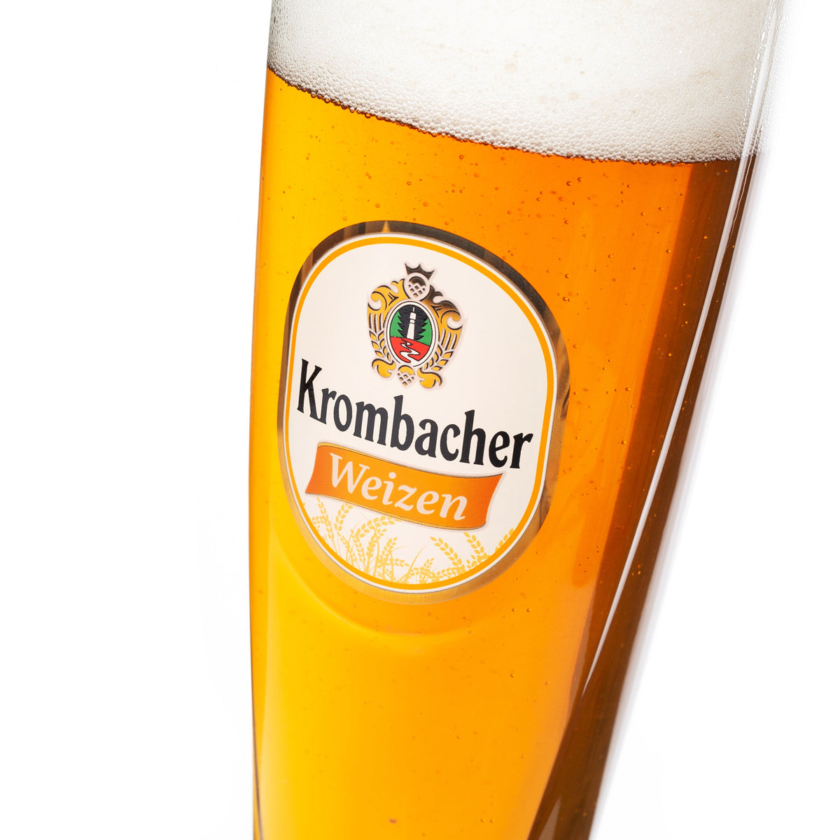 Krombacher Weizenglas im Close up.