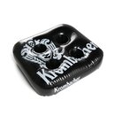 Aufblasbares schwarzes Tablett mit vier runden Vertiefungen und weißem Krombacher-Logo.