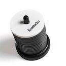 Krombacher Schockbesteck mit Schriftzug 'Krombacher' mit schwarzen Plättchen und einer weißen Scheibe.