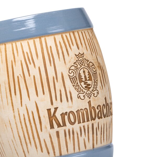 Krombacher Besteckfass in Fassform aus Keramik mit grauem Rand und Krombacher-Logo.