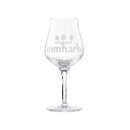 Transparentes Sommelier Glas mit weitem Bauch und verjüngtem Glasrand im Krombacher Design.