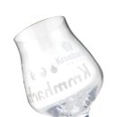 Detailbild des Sommelier Glases mit Krombacher Branding.
