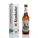 Krombacher Pils Bierflasche mit individuellem Etikett 'Ich liebe Dich <3' neben weißer Verpackung mit Schriftzug 'Lieblingsflasche Krombacher'.