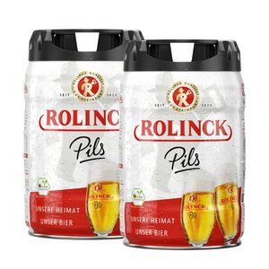 Zwei 5liter Frischefässer mit schwarzem Deckel und rotem Schriftzug 'ROLINCK Pils' sowie einem Glas Bier und dem Text 'UNSERE HEIMAT - UNSER BIER'