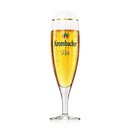 Krombacher Pils in schlankem Pokalglas mit Schaumkrone und goldener Randverzierung