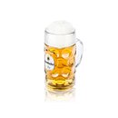1-Liter-Krug mit Krombacher Pils Bier, bauchig mit runden Vertiefungen und Henkel.